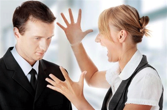 Delüzyonel Bozukluk Belirtileri ve Tedavisi