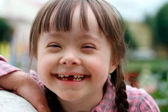 Otistik Belirtileri ve Tedavisi